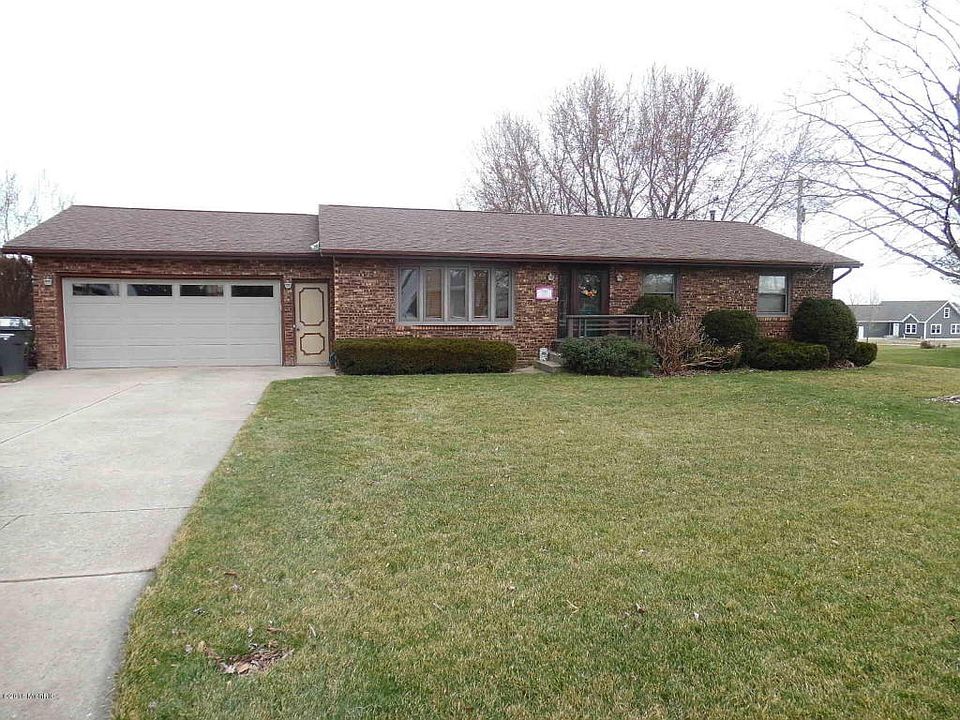 1st image of 303 Paw Paw St