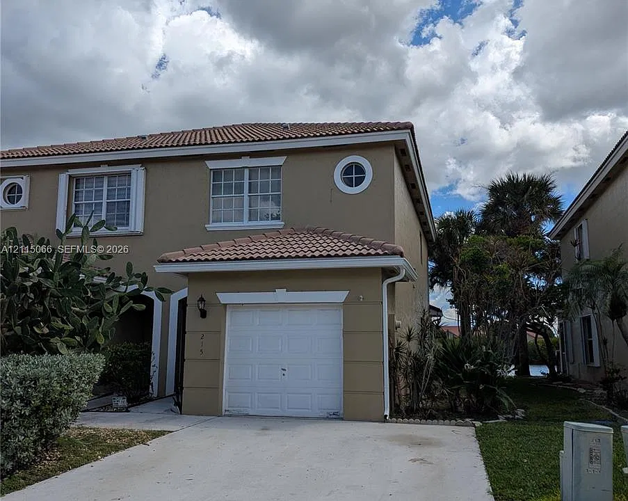 215 SW 120th Ave #215
