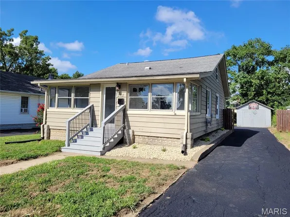 202 Wisconsin Ave, Alton, IL 62002