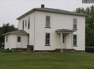 2332 Greenville Rd, Cortland, OH 44410