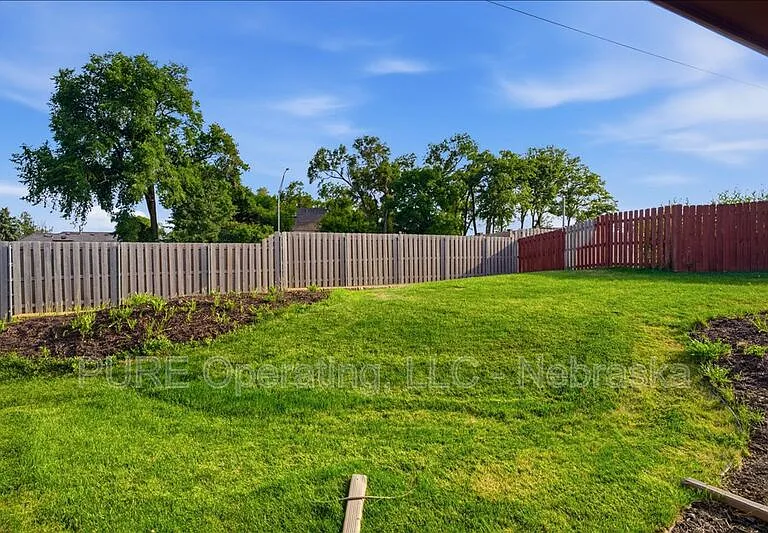 15527 Mason Cir — Photo 36
