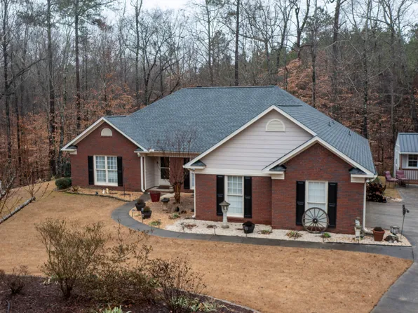 124 Black Oak Ct, Cataula, GA 31804