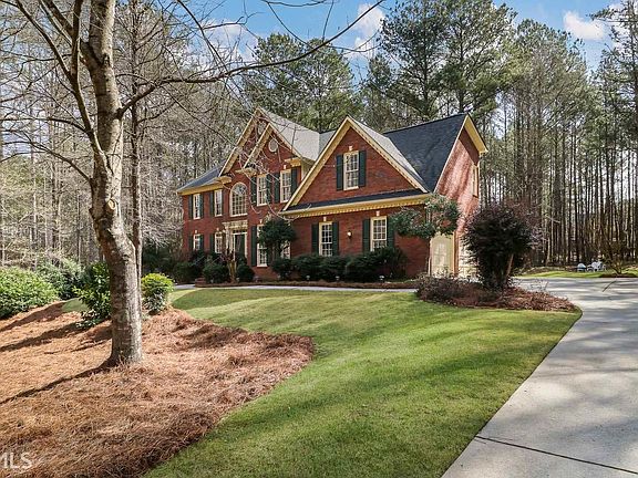2nd image of 220 Woodcreek Ln