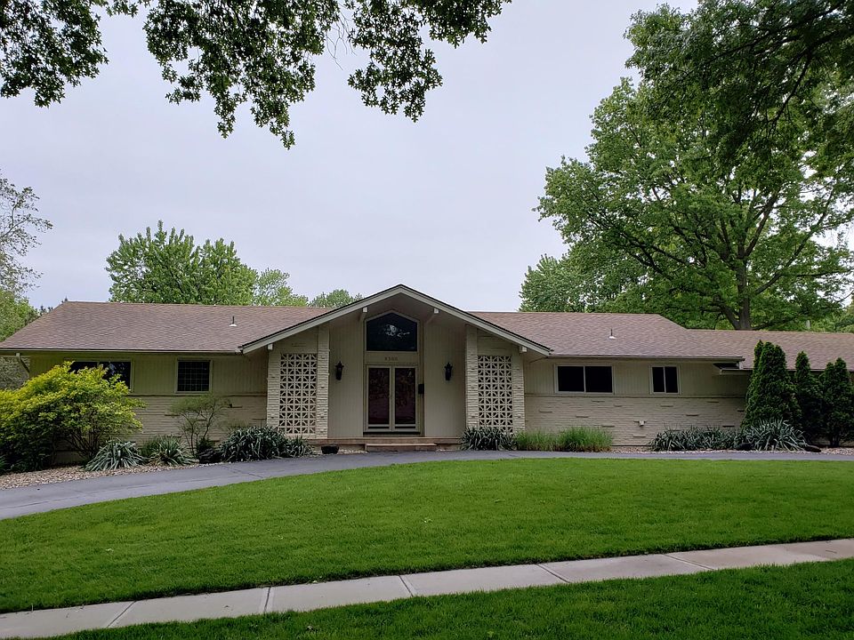 Street view of Front