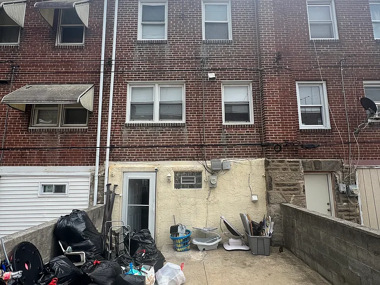 4614 Lansing St — Photo 19
