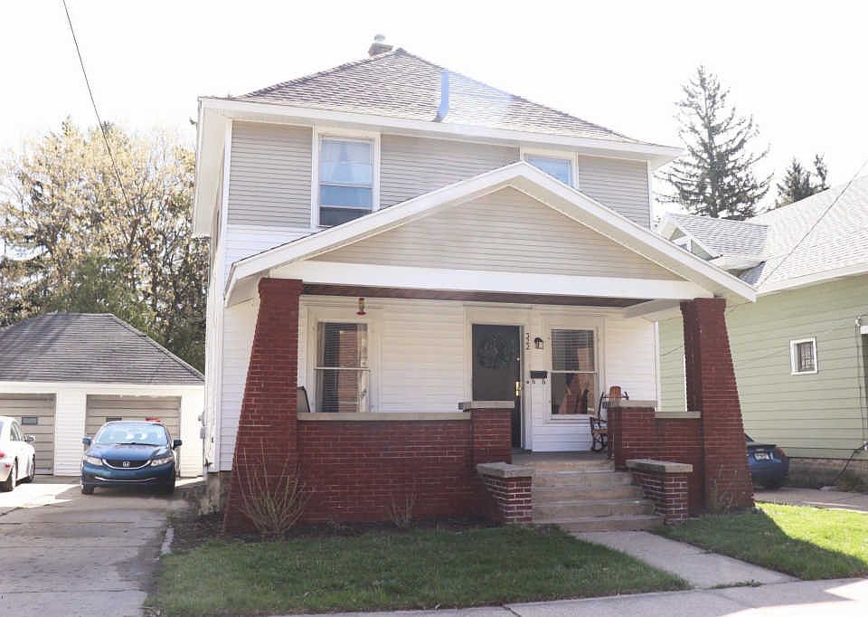 1st image of 322 Valley Ave NW