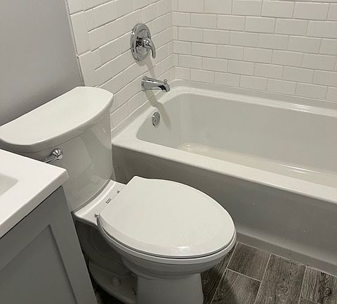 5th image of 720 Lincoln Ave #5