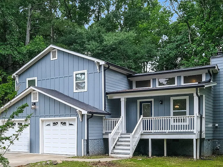 2661 Deerfield Cir — Photo 4