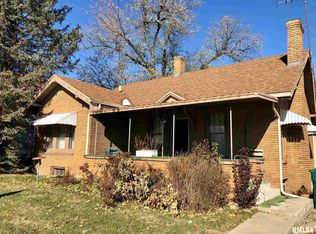1212 E Jackson St, Macomb, IL