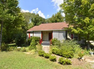 1405 Sawyer Cemetery Rd, Signal Mountain, TN 37377