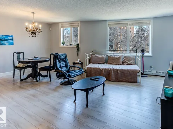 9916 113th St NW #302, Edmonton, AB T5K 2N3