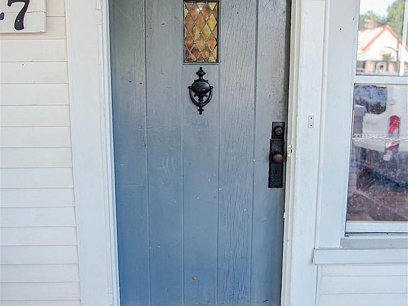 3rd image of 5347 Stewart St