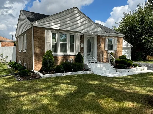 9726 Dodge Ave, Franklin Park, IL 60131