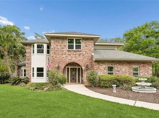 685 N Beau Chene Dr, Mandeville, LA 70471