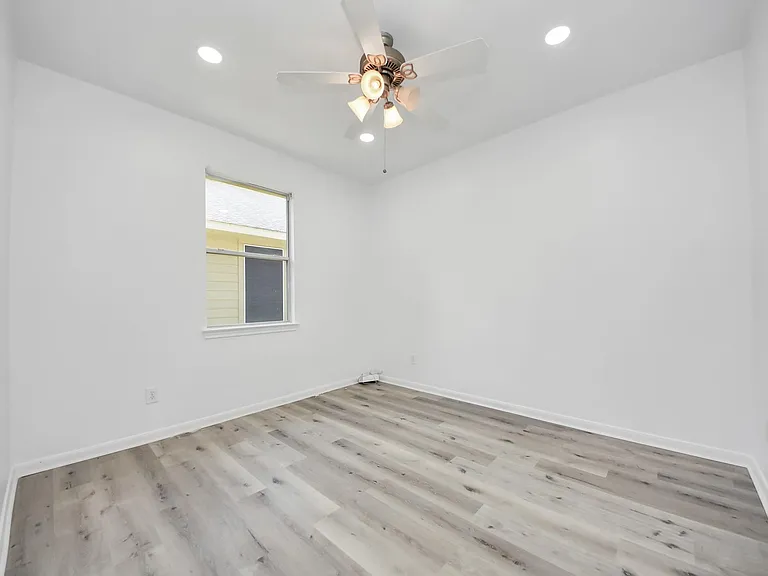 7330 Jacobs Well Dr — Photo 9