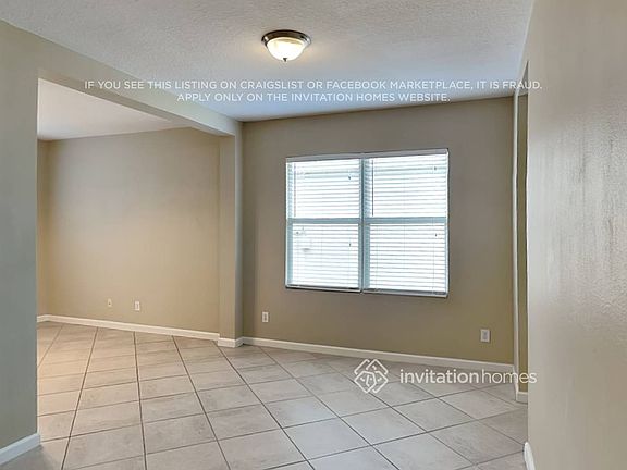 3rd image of 551 Cressa Cir