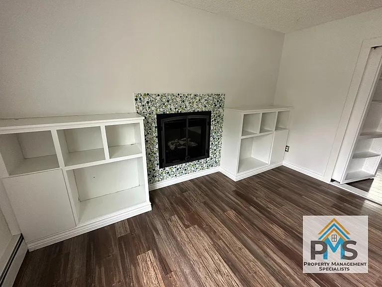 6304 Citadel Ln — Photo 3