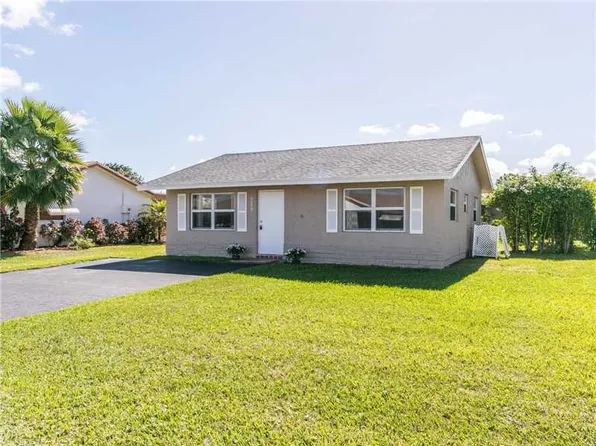 9800 NW 70th Ct, Fort Lauderdale, FL 33321