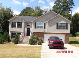 3520 Silver Mist Cir, Gainesville, GA 30507