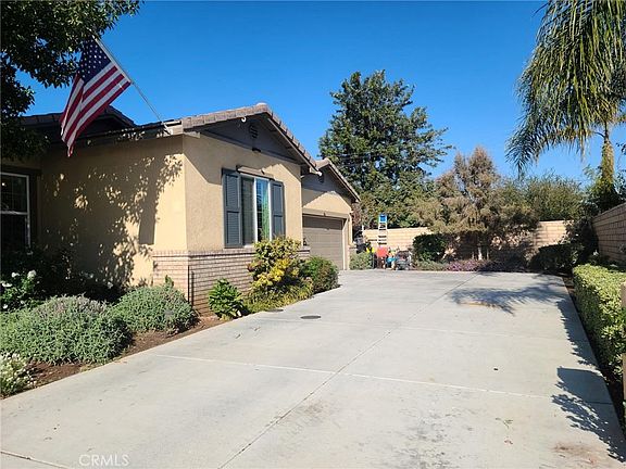 2nd image of 1317 Alee Cir