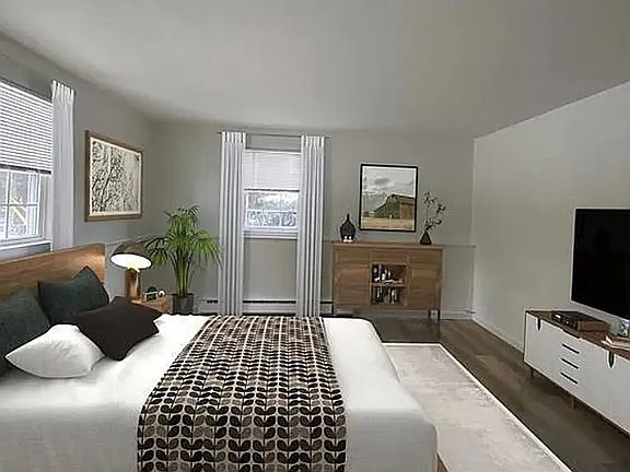 5th image of 103 S Policy St #8