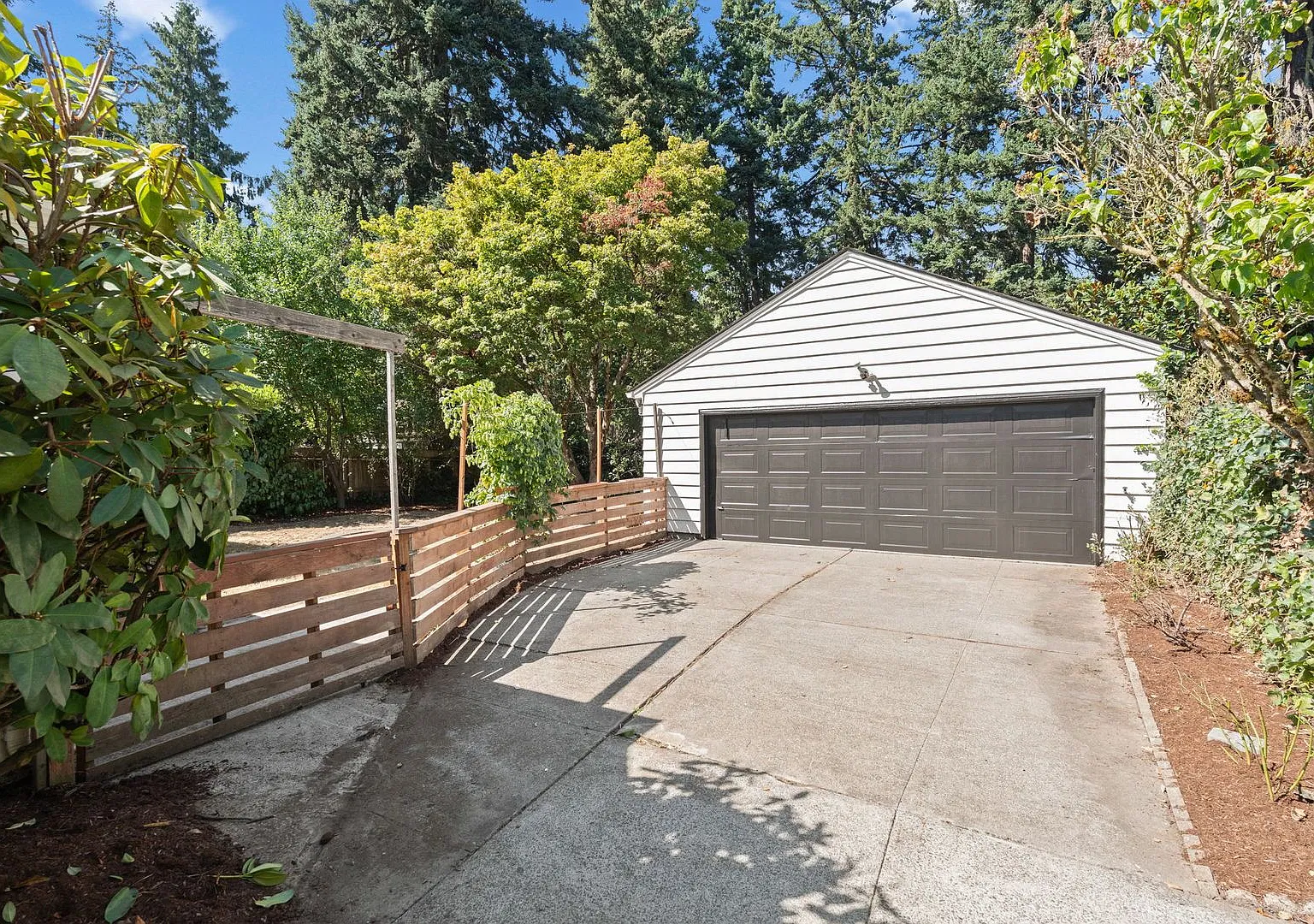 Maywood Park Bungalow with Finished Attic & Basement, Fully Fenced Yard, and Air Conditioning! — Photo 3