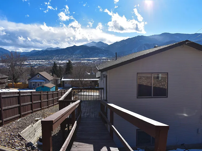 2218 W Saint Vrain St — Photo 23