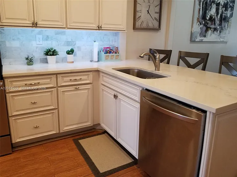 8509 Shadow Ct #2-11 — Photo 10