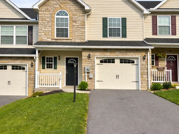 457 Frick Ave, Waynesboro, PA 17268