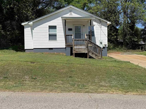 137 New St, Gaffney, SC 29340