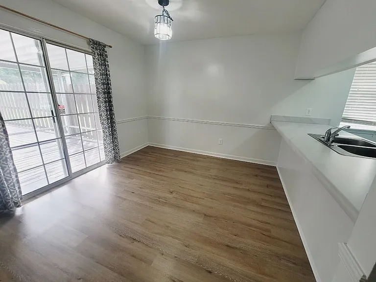 2939 Par Ln — Photo 11