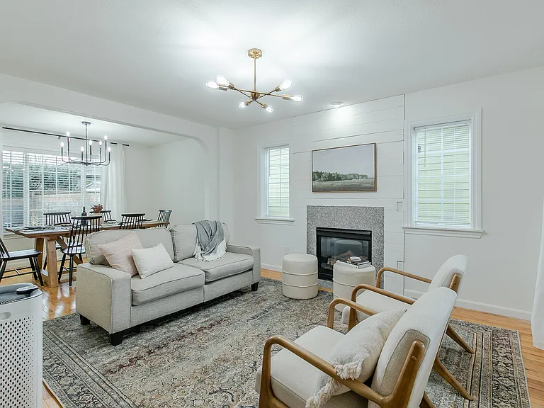 1241 Masters Ave — Photo 11