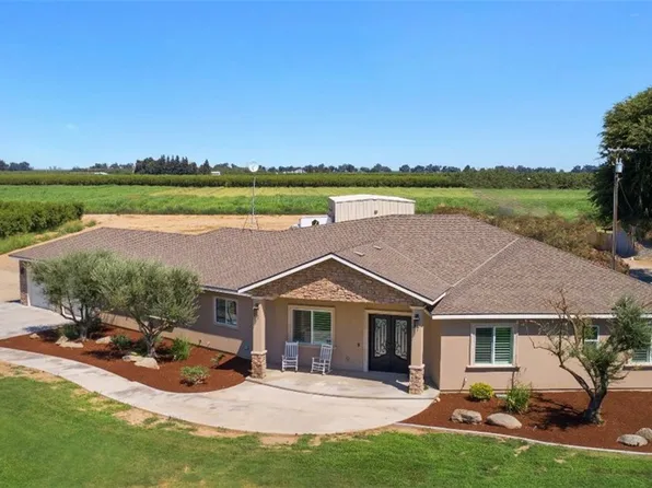 169 S 6th Ave, Kingsburg, CA 93631