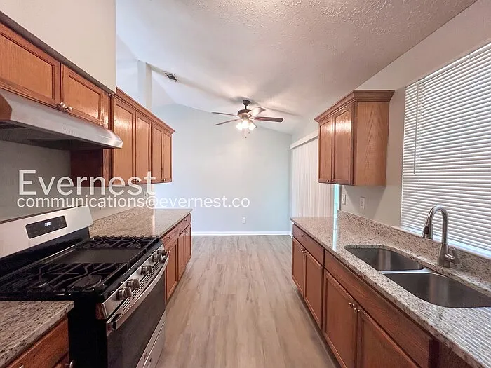 2510 Corner Shoals Dr — Photo 6