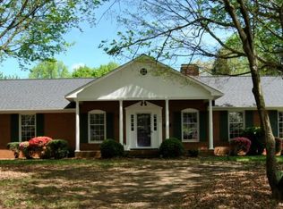 709 Archer Rd, Winston Salem, NC 27106