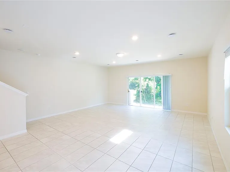 4609 Sparkling Shell Ave — Photo 25