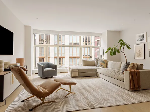 129 W 20th St APT 4B, New York, NY 10011