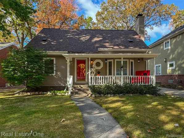 1117 N Vermont Ave, Royal Oak, MI 48067