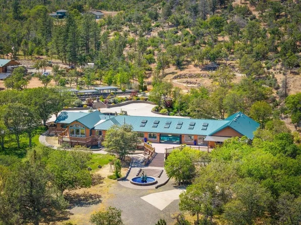 601 Outsen Rd, Yreka, CA 96097