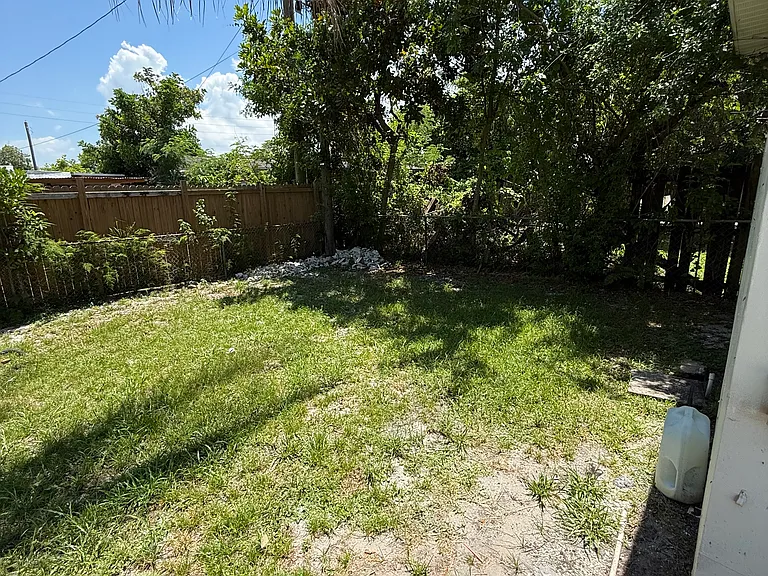 6240 SW 22nd Ct — Photo 35