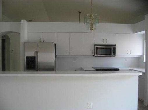 3rd image of 1052 NW 124th Ter