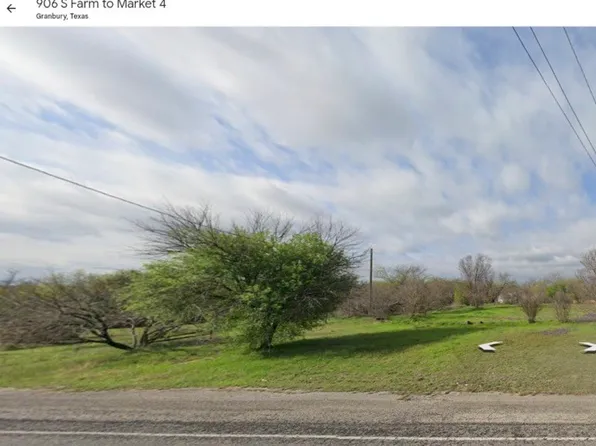 909 Lipan Dr, Granbury, TX 76048