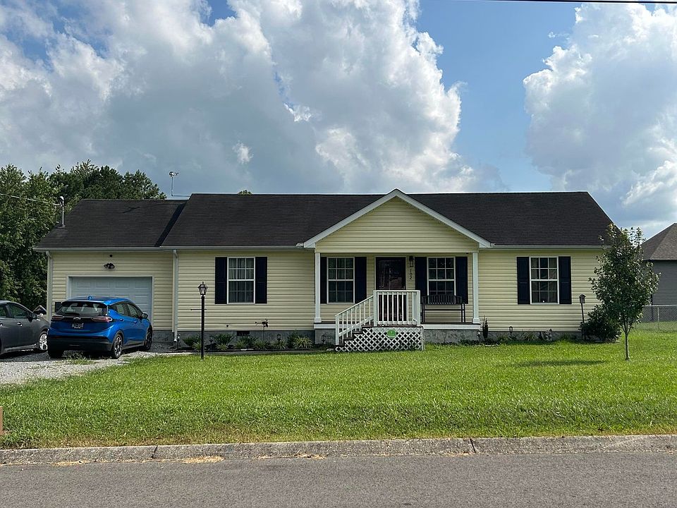 1st image of 102 Grace Ln