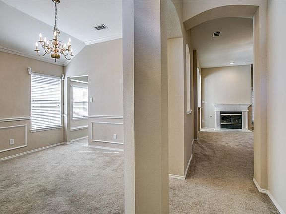 5th image of 5644 Westwood Ln