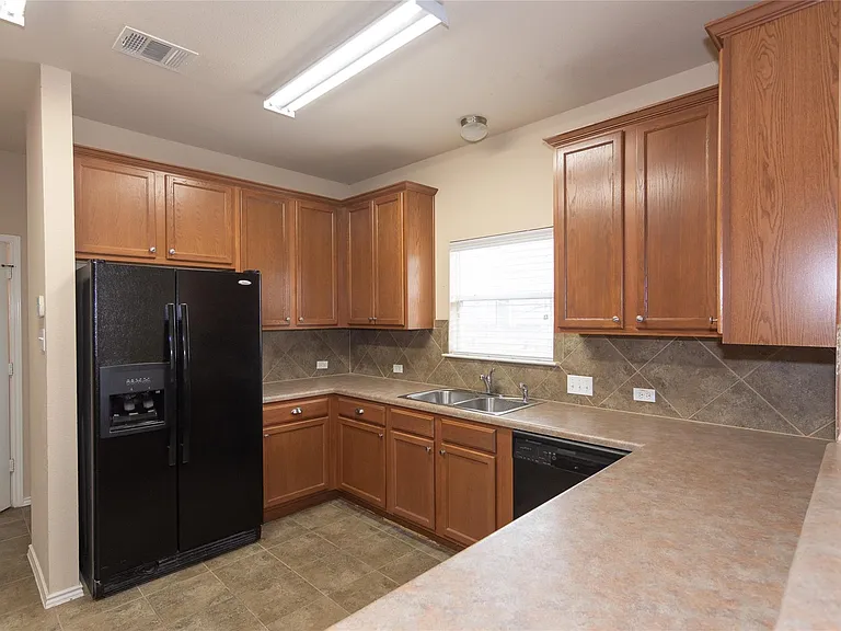10509 Wylie Dr #338 — Photo 13