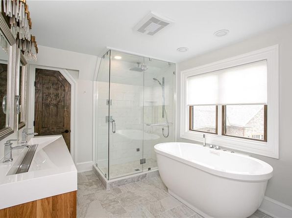 27 Adventure Way, Wyoming, RI 02898