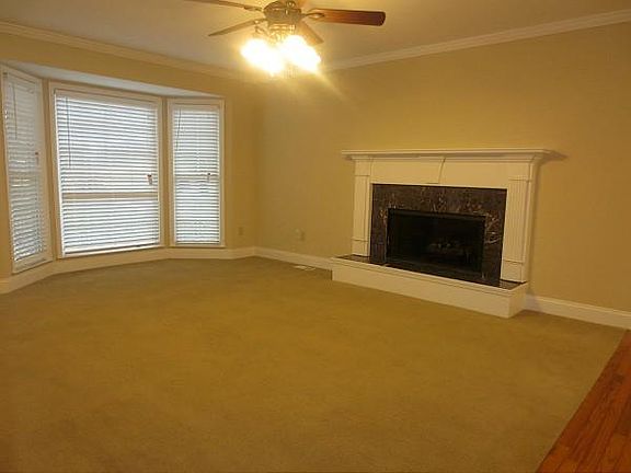 5th image of 1861 Amber Dawn Way