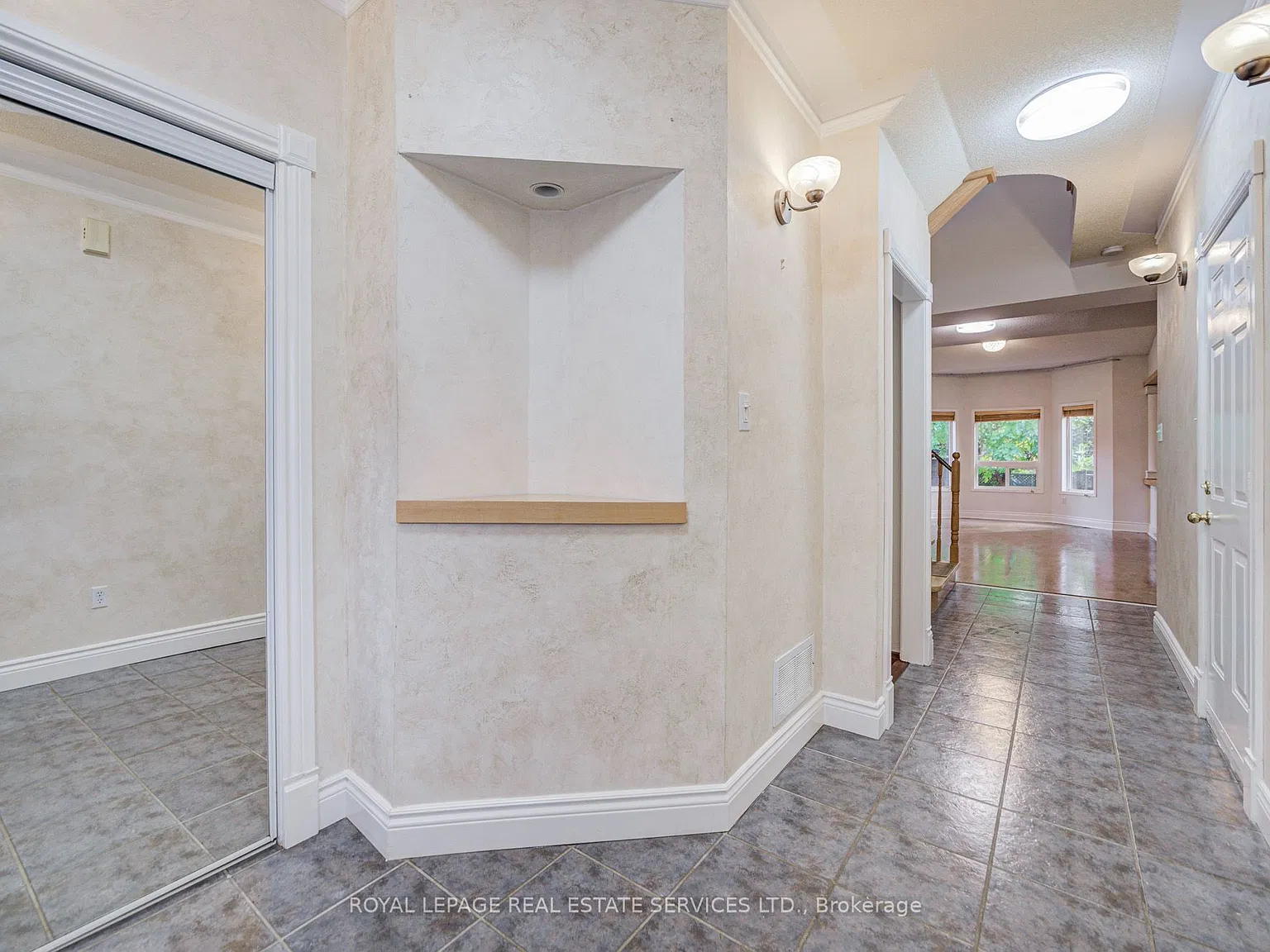 4 bed, $3,950 — Photo 3