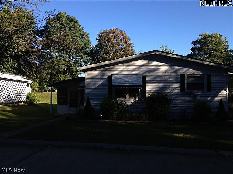 1st image of 4 Church St