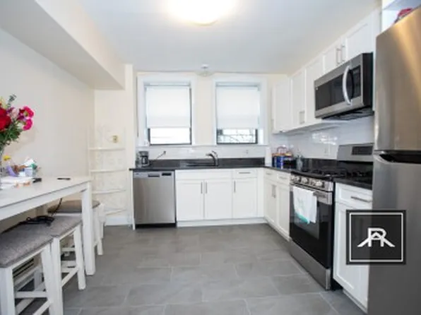 21 Glenville Ave, Allston, MA